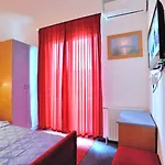 Hotel Lav