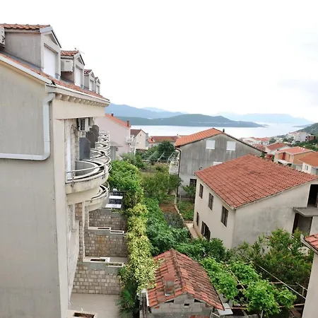 Lav Hotel Neum