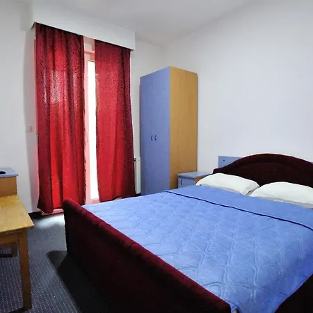 Szálloda Lav Neum