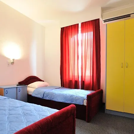 Lav Hotell Neum